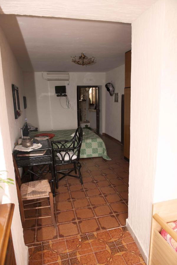 Bed and Breakfast Ieri Oggi e Domani Rocca Cilento Esterno foto